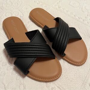 Beach Wedding Sandals Women's Faux Leather Brown Black Straps Size Small (5/6)